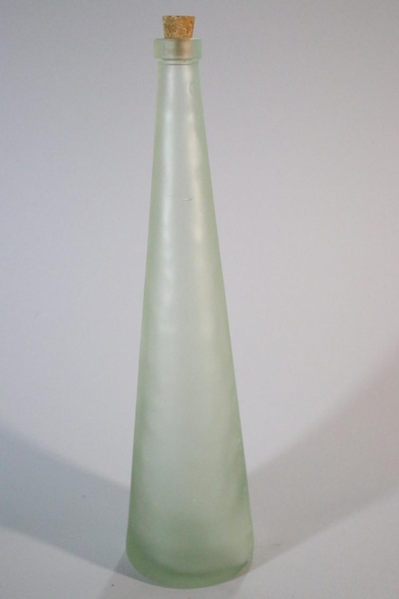Fin ljusgrön flaska med kork - heminredning, 40cm