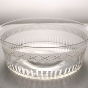Vacker glasskål, 17cm