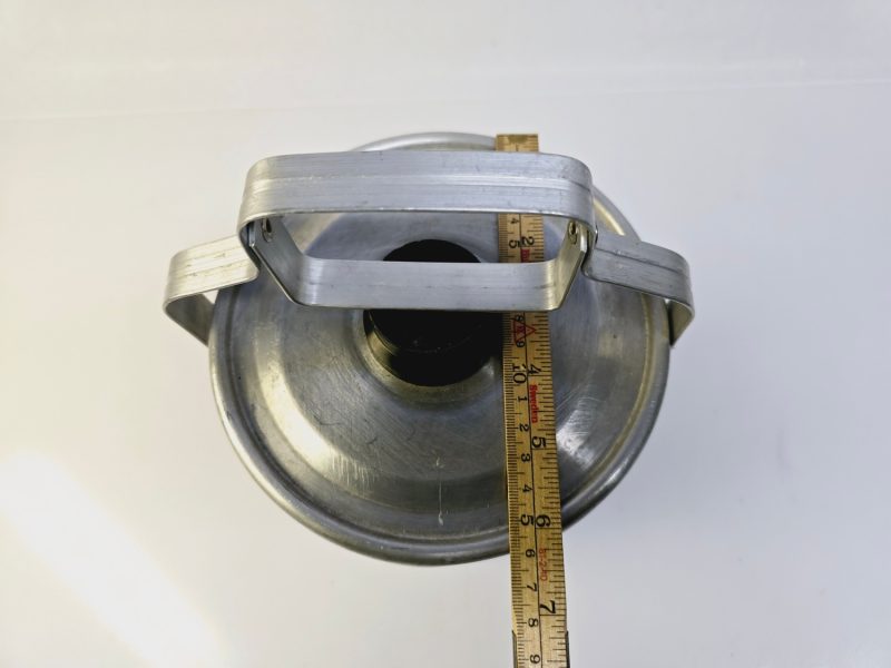 Rustik och charmig trippelmatslåda i aluminium – en vintagepärla
