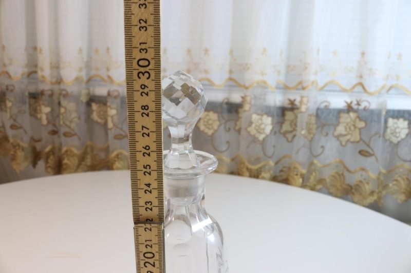 Karaff 30 cm hög med kork, snöflingor