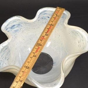Handgjord Glasvas från Åhus – Unikt Designföremål från 1981