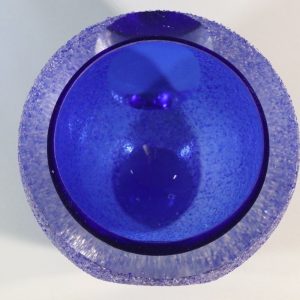 Skål av konstglas. Vintage Glaskonst, Ljuslykta, "Galaxy Sandy"