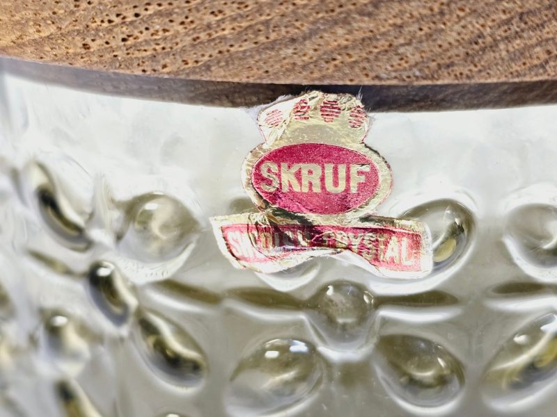Skrufs glasburk med lock – Tidlös design för kök och hem