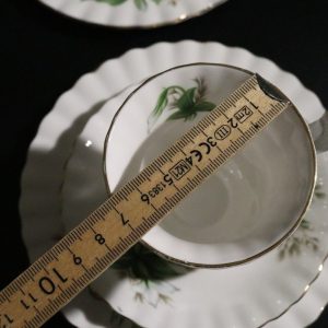 Royal Albert "Trillium" Kaffeservis med Tårtfat – Engelsk Elegans