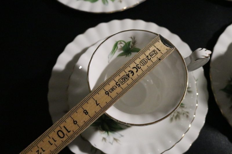 Royal Albert "Trillium" Kaffeservis med Tårtfat – Engelsk Elegans