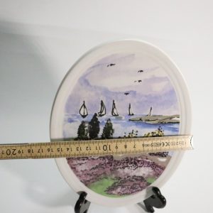 Porslinstavla, Carl Anton (f. 1933), Rörstrand, höjd: 20,5 cm