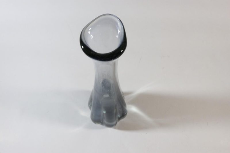 Hundbensvas, färgat glas, 24cm