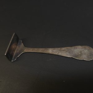 Vintage Barnbestick i nysilver med unikt fotbollsmotiv