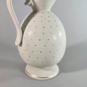 Guldprickig kanna från Arthur Percy by Gefle