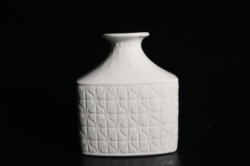 Vas, Rörstrand, Gunnar Nylund (1904-1997), 'Domino', höjd: 13,5cm