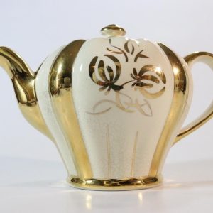 Tekanna "Sudlow's Burslem" "Rita" England- 50-talet, hand painted