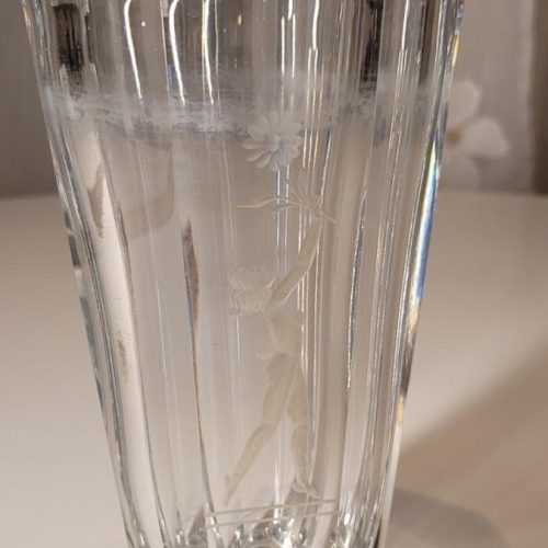 NILS LANDBERG. Vas, glas med etsad dekor, Orrefors