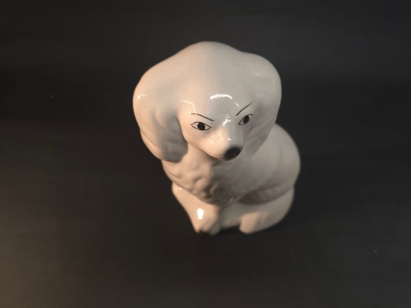 Charmig hundfigur från Rörstrand – Vintage designklassiker, 22,5 cm hög