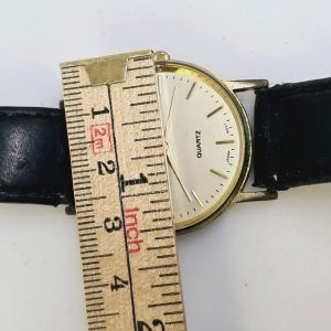 Elegant herrklocka från Antonio – klassisk design med japansk precision