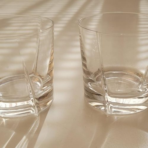 Glas, 2st