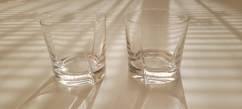 Glas, 2st