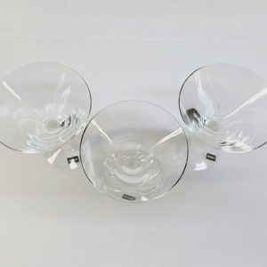Set med tre DUKA martiniglas