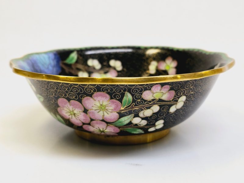 Vintage Cloisonné-skål med blomsterdekor – Orientaliskt hantverk