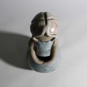 Unik Handgjord Keramikskulptur – Elbogen, 23 cm