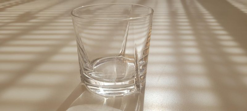 Glas, 2st
