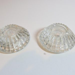 2st bordsljusstakar, glas