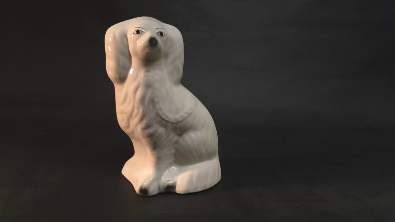Charmig hundfigur från Rörstrand – Vintage designklassiker, 22,5 cm hög