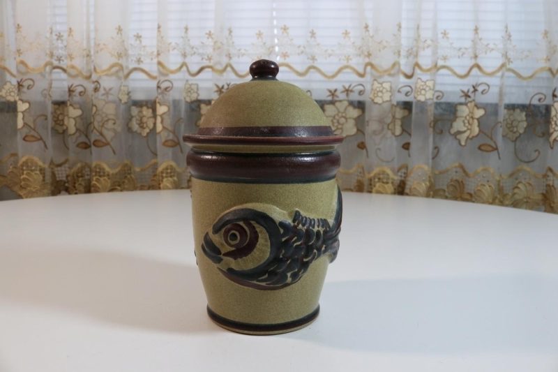 Lockburk, oidentifierad, troligen orientalisk