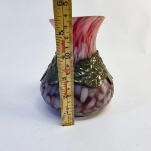 Unik Konstglasvas med Metallrelief – Handblåst Skönhet, 14 cm