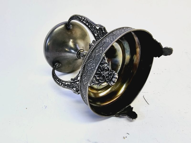Elegant Vintage Metallskål från Queen City Silver Co. – En Sällsynt Samlarpärla