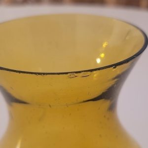 Kupol till oljelampa, gul färgat glas