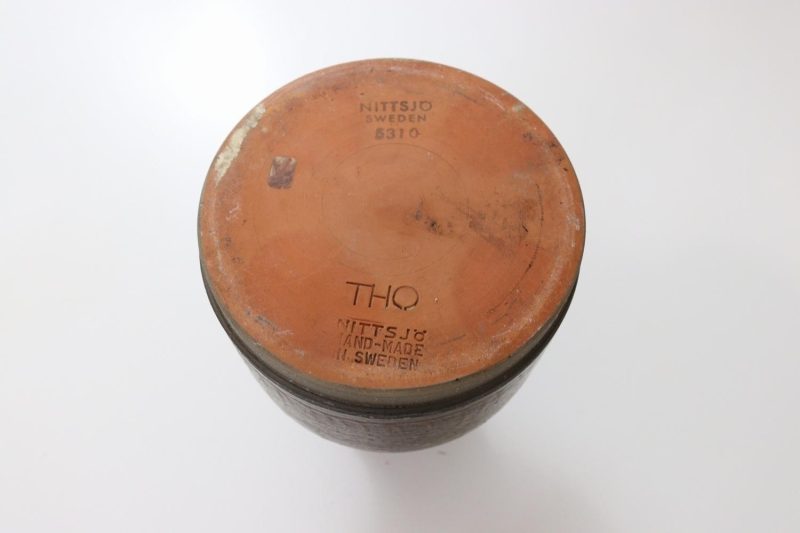 Nittsjö keramik vas THO Thomas Hellström, nr 5310