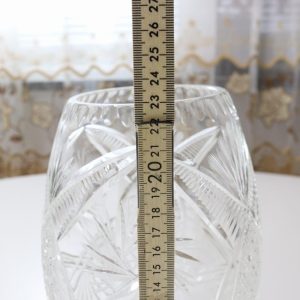 Kristallvas troligen skuren dekor- 23cm