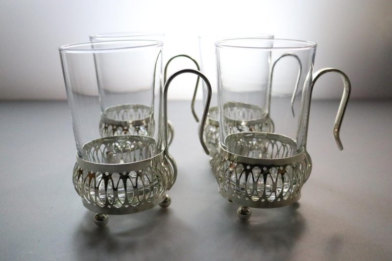 4st Kaffekoppar i glas och metall, Irish Cofee  - ca H9cm D6cm