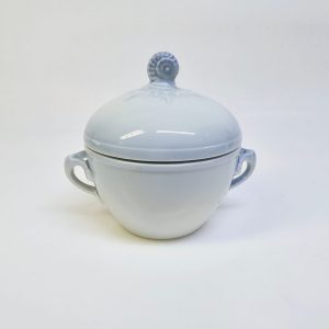 Elegant Gräddvit Soppskål med Lock från Copenhagen Porcelain, Danmark