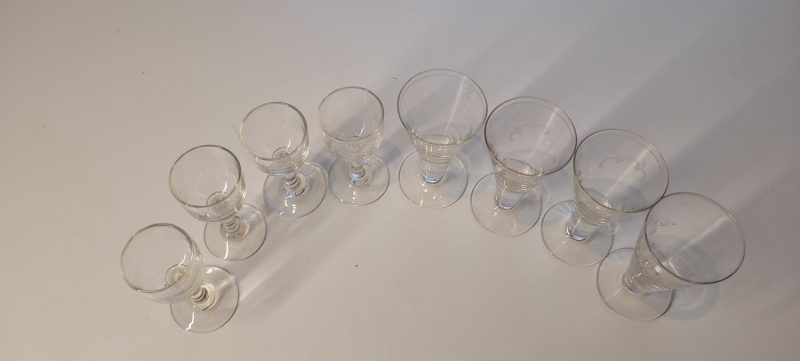 4+4 glas