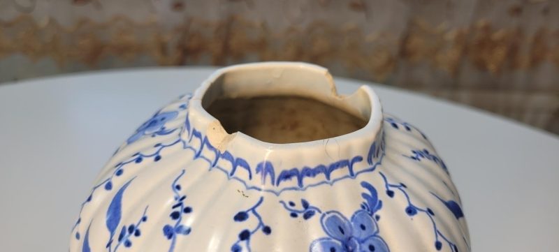 Fajans, Delfa, Royal Gouda, Holland. Royal Zuid Höjd: ca 30cm