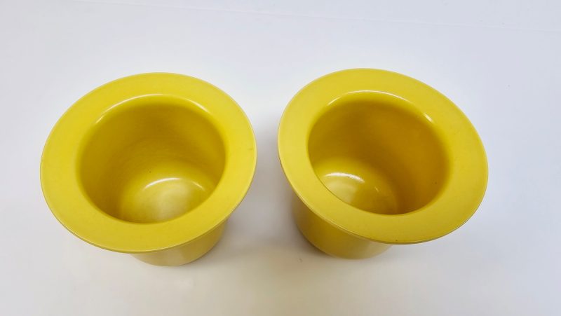 Höganäs keramik – Set med två blyfria koppar i solgul nyans, 9,5 cm