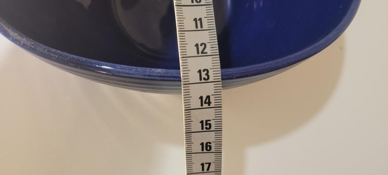 Karott/Skopa old Höganäs med böjd form Krukmakaren Höganäs KN