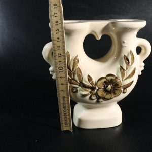 Dubbel Ljusstake från Guldkroken – Unik Design med Blomdekor