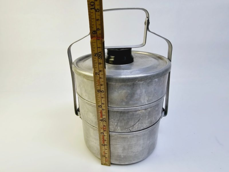 Rustik och charmig trippelmatslåda i aluminium – en vintagepärla