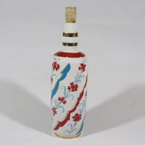 Porslinskaraff "Carnation", designad av A. N. Semenova, LFZ, 1970-80