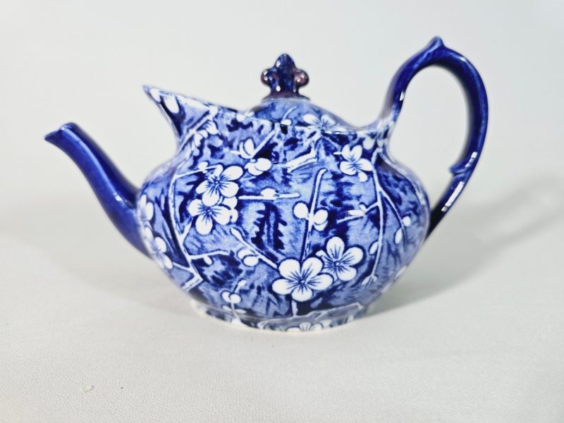 Tekanna, Mintons Ironstone England - Sen 1800-tal (1875)
