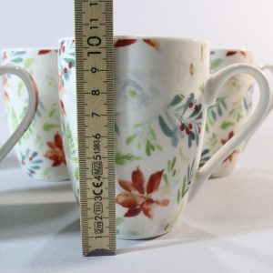 5st tekoppar med vacker blad/blomster mönster