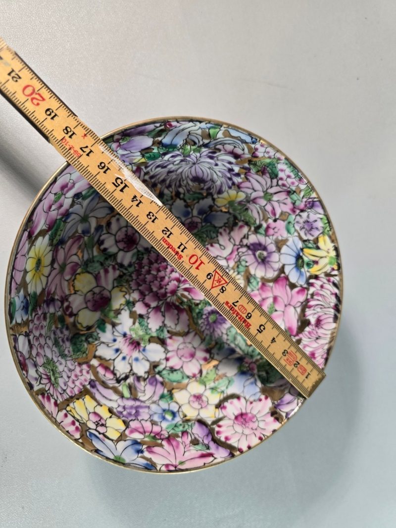 SKÅL, Porslin, "Mille fleur", Kina, troligen 1900-talets senare hälft