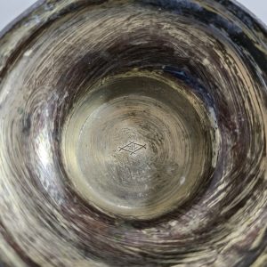 Exklusiv Kinesisk Piedestalskål i Brons med Drakrelief