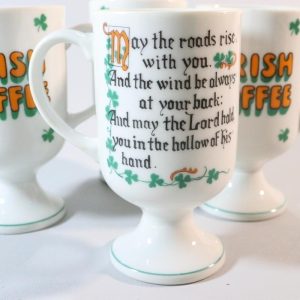 Kaffekoppar på fot, Irish cofee, Porslin