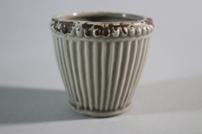 Liten kruka, 7cm - okänd fabrikat