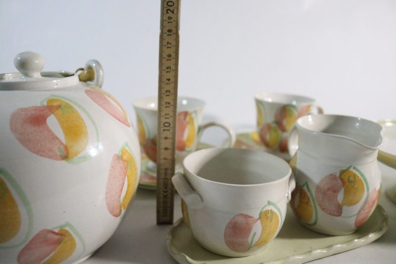 Unikt handmålat kaffekanna-set, signerat keramikverk