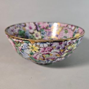 SKÅL, Porslin, "Mille fleur", Kina, troligen 1900-talets senare hälft