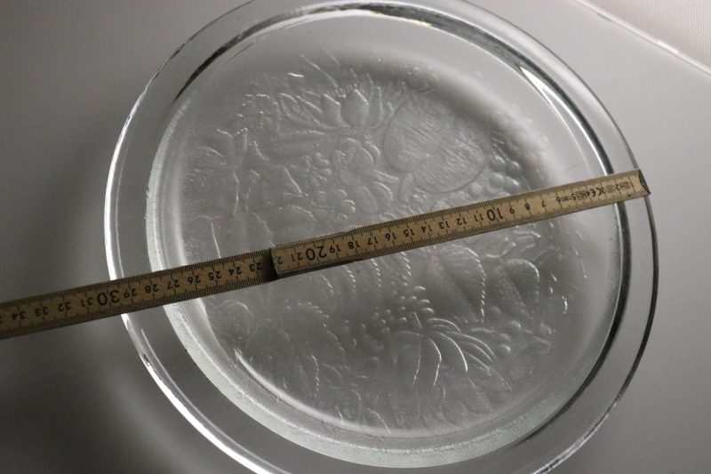 Uppläggningsfat, glas, "Garden" Kosta Boda - Ann Wärff - 30cm